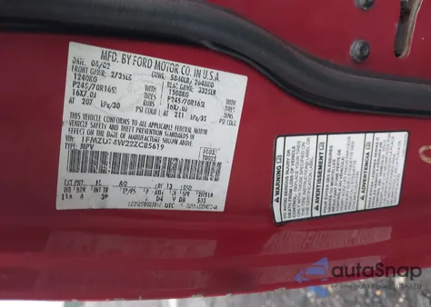 2004 Ford Explorer Eddie Bauer z USA, uszkodzony, nr VIN 1FMZU74K84UA88015